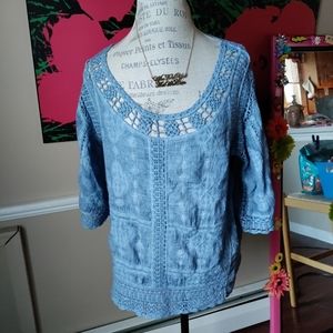 Democracy Women's Bohemian Shirt Size Large